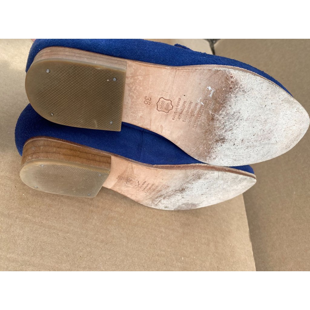 Zoe Kratzmann Womens Blue Suede Loafers Size 38 Slip On Us 7.5 Artsy Elegant — image 5 of 8
